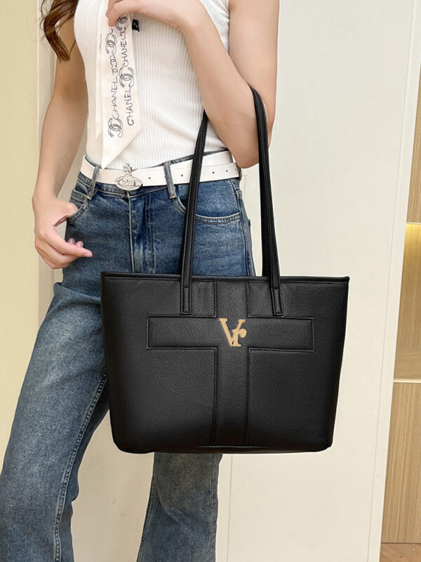 IMG_E1932 Soft Leather Commuter Tote Bag for Daily Use